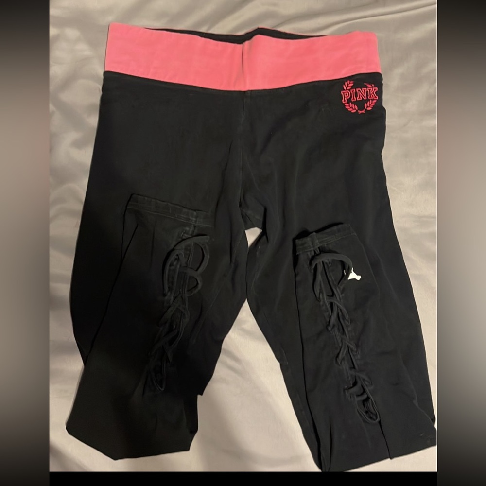 Pink ankle length yoga leggings